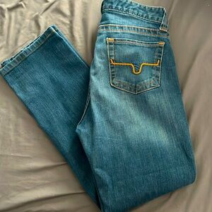 Kimes Ranch Betty Seventeen